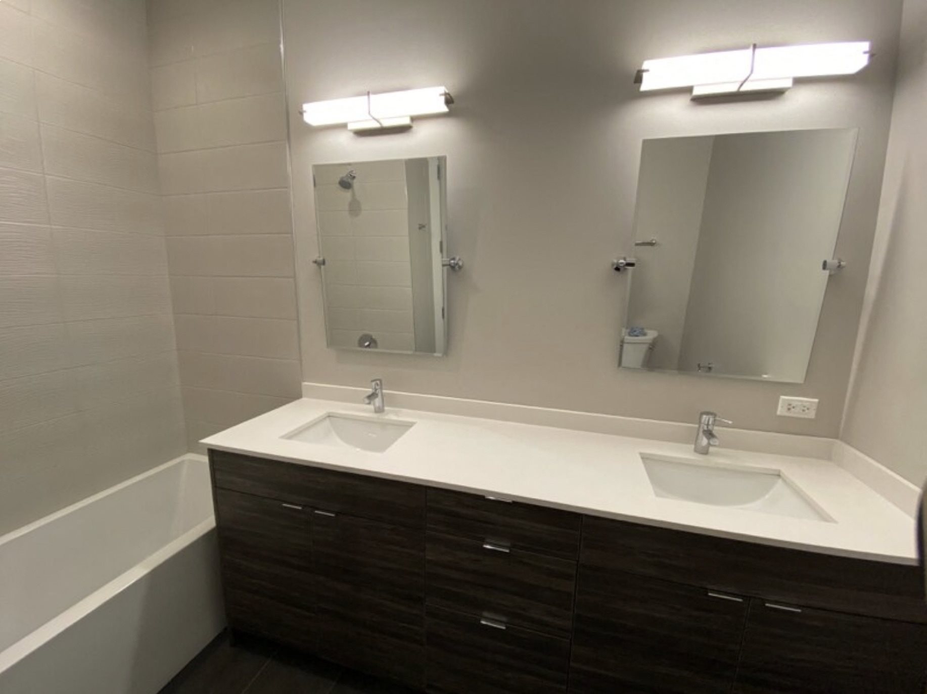 Gallery Photo 27